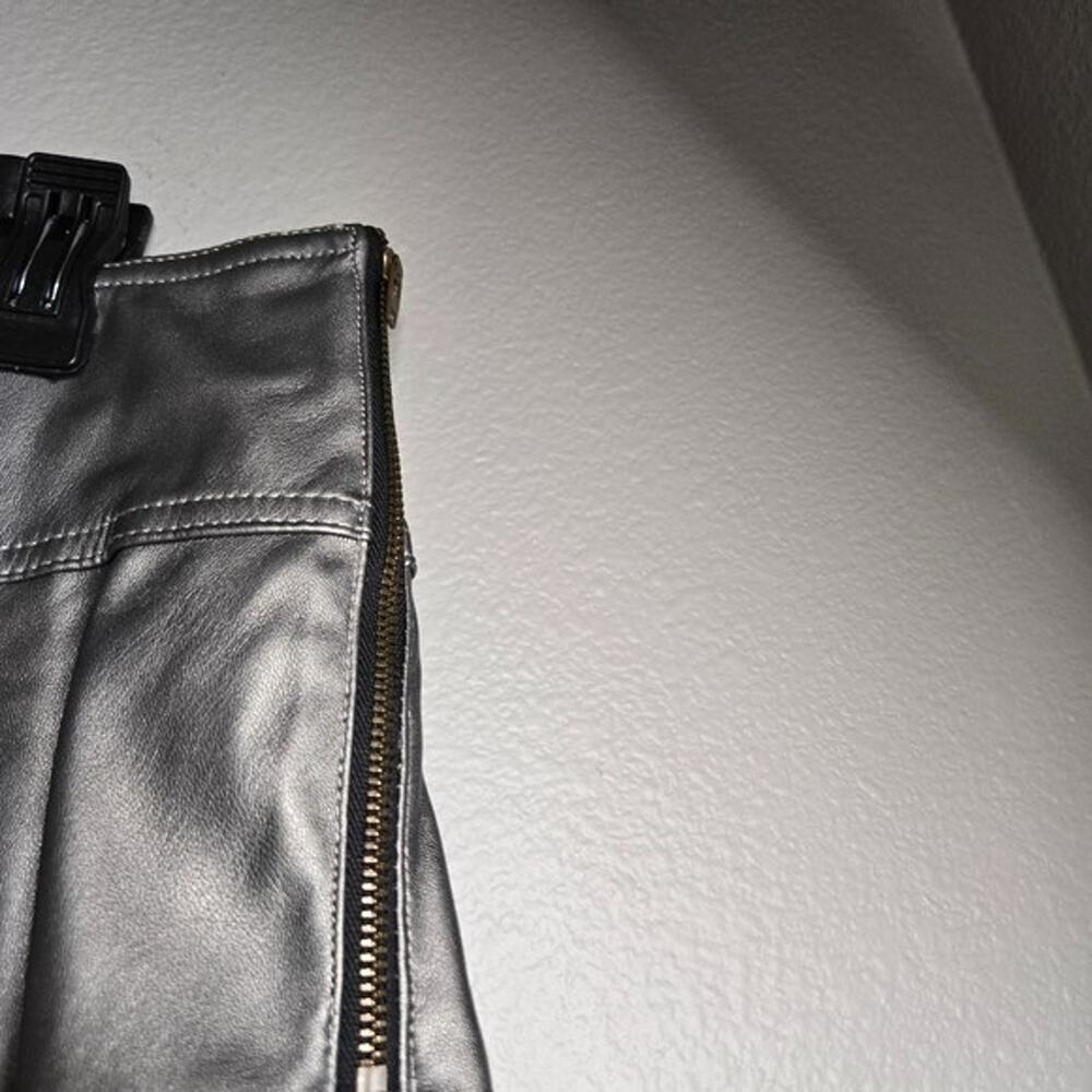 SET of 3 Celebrity Pink Size L Women Pink Gray Black Faux Leather Pleated Skort - Picture 5 of 15